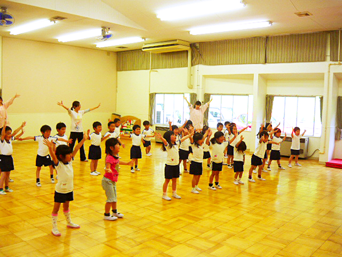 【東郷町施設サービス　株式会社】子どもたちの未来のために「げんき体操」