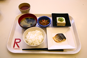 100円朝食による学生の健康管理、生活リズムの維持活動